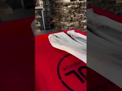 Увлекательное искусство с глубоким поливом эпоксида